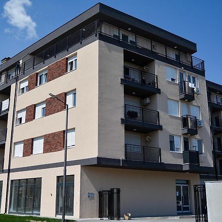Crown Apartment Subotica Exterior foto